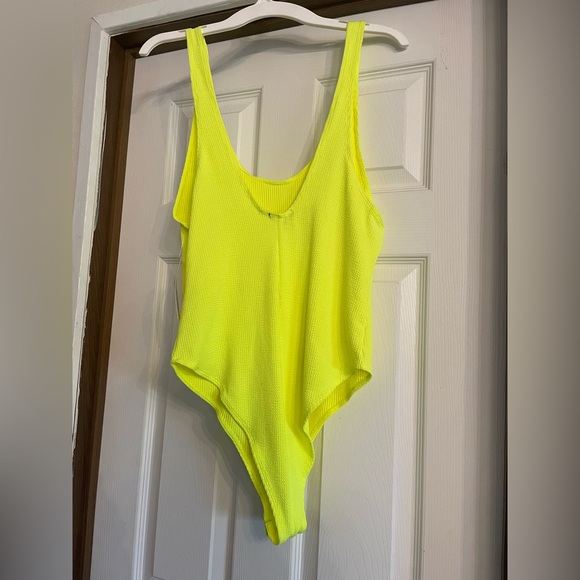 Neon bodysuit - Picture 5 of 5